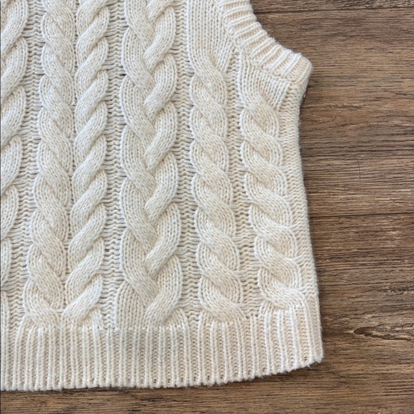 Rails Cream Cable Knit Alexis Sweater Vest - Women's Size XS - EUC - Picture 7 of 13